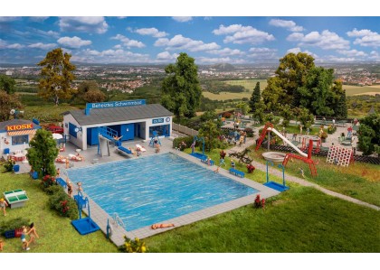 Set promotional "Bazin de inot si accesorii" - H0 Faller 190136